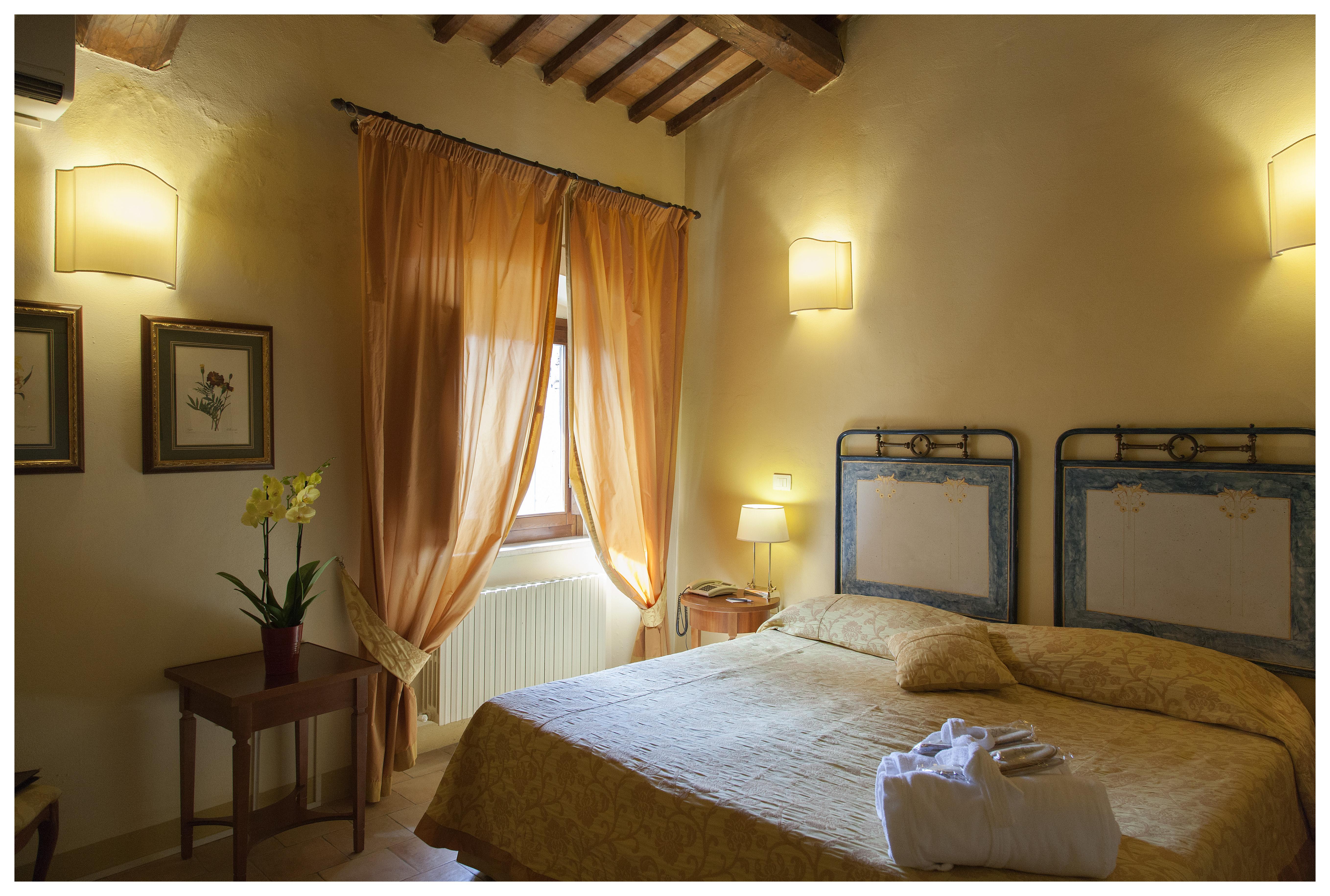 Palazzo Guiderocchi Hotel Ascoli Piceno Eksteriør billede