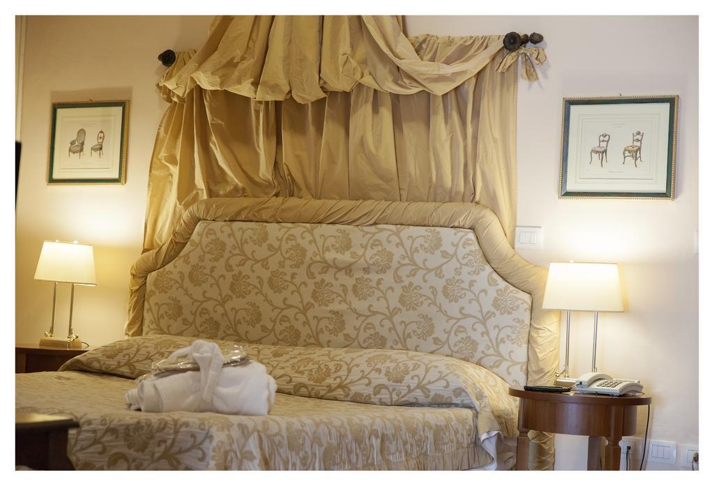 Palazzo Guiderocchi Hotel Ascoli Piceno Eksteriør billede